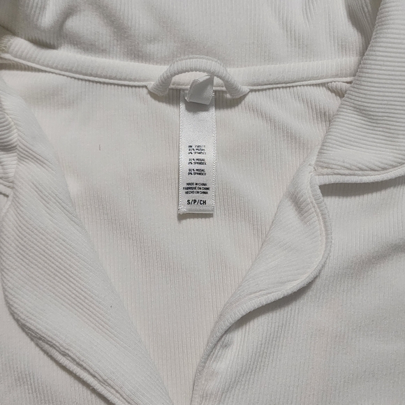 Women's Skims White Button-Up Lounge Set Small - Picture 3 of 5